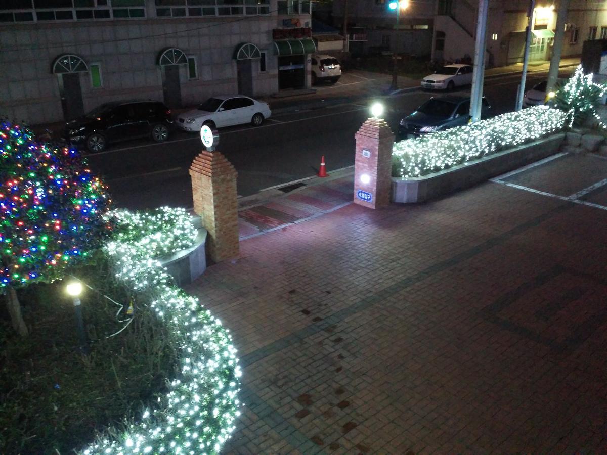 Geoje Jangseungpo Lighthouse Hotel Sodong Exterior foto